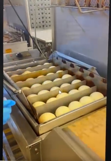 炸包机（用于油炸柏林娜面包）